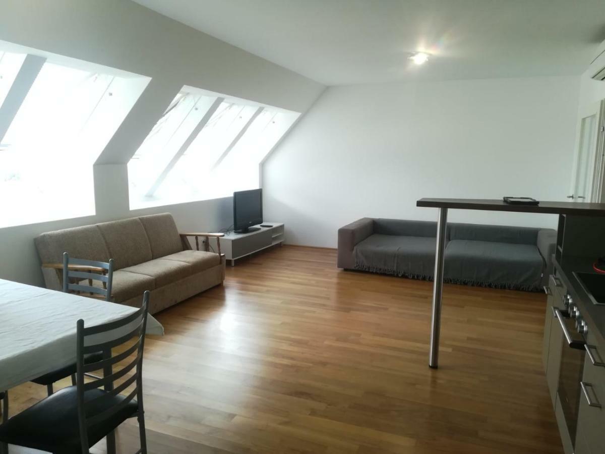 Roof Top Apartment With Views. Wien Ngoại thất bức ảnh